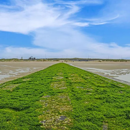 In Seaside With Panoramic Views *